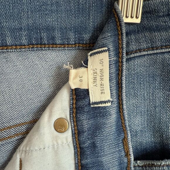 Madewell 10" High Rise Skinny Jeans Tulip Hem Light Blue Distressed Denim Sz 30 - Picture 7 of 10
